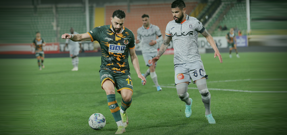 Alanyaspor tek golle Başakşehir’i devirdi