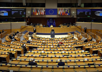 Avrupa Birliği Komisyonu, İtalya’ya 19 milyar euro yardım fonunu dondurdu