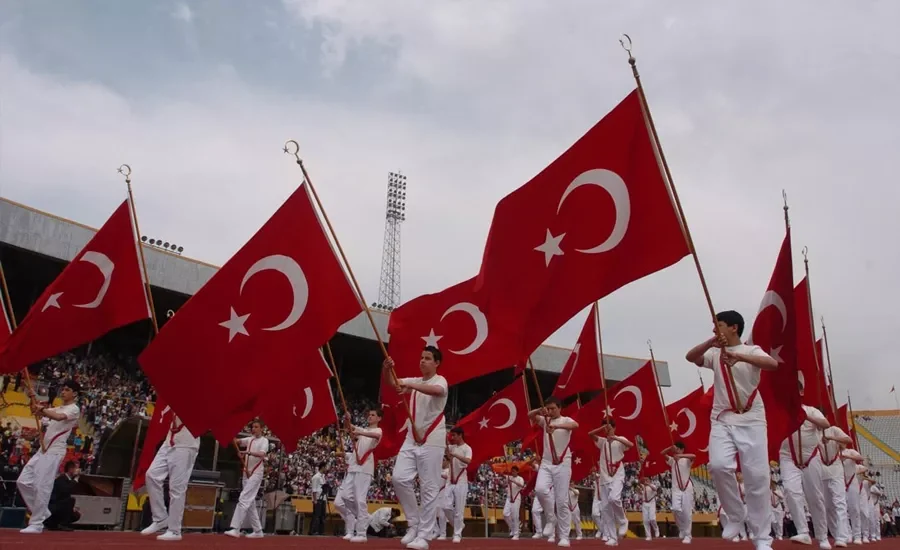 23 Nisan çifte coşkuyla kutlandı