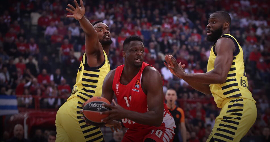 Fenerbahçe Beko deplasmanda Olympiakos’u devirdi