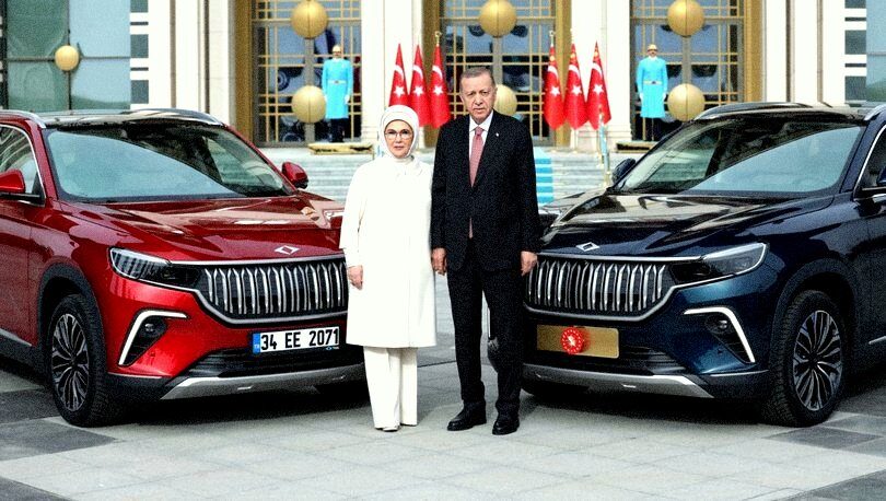 İlk TOGG Erdoğan çiftine teslim edildi