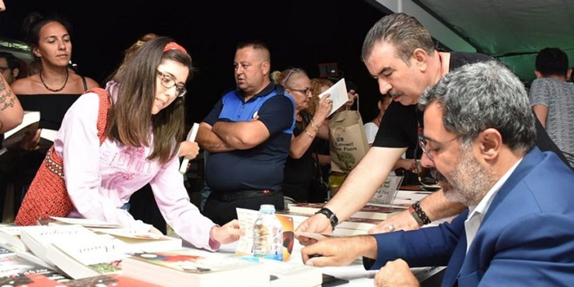 Ahmet Ümit’ten Atatürk itirafı: Linci göz almayı gerektirir