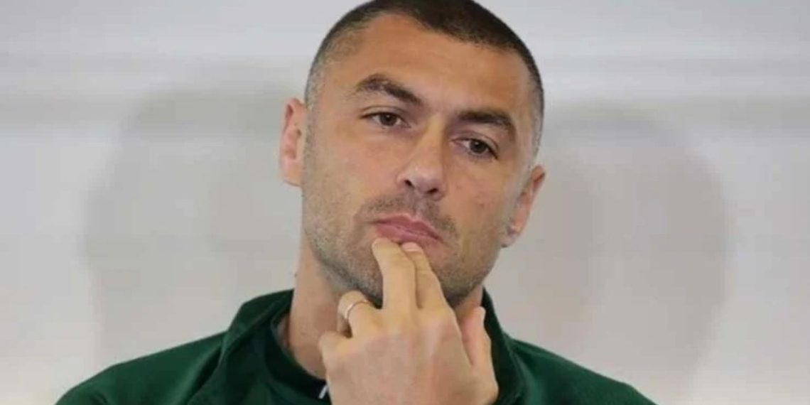 Burak Yılmaz Ayrılığı Duyurdu!