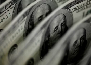 Dolar mı daha çok yükselecek euro mu?