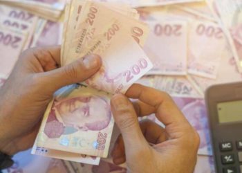 Maaşı Yetişmeyen EYT’liye Avans Muştusu… EYT’liler, Biriken Maaştan Avans Çekebilecek