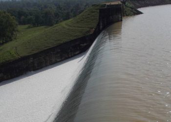 Selfie Çekerken Düşürdüğü Telefonu Bulmak İçin Barajı Boşaltan Memur Vazifeden Alındı
