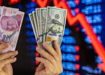 TL eriyor, doların yükselişi önlenemiyor, rekorla peş peşe geliyor! Korkutan tespit: Türkiye, Arjantin yolunda ve bu çok üzücü