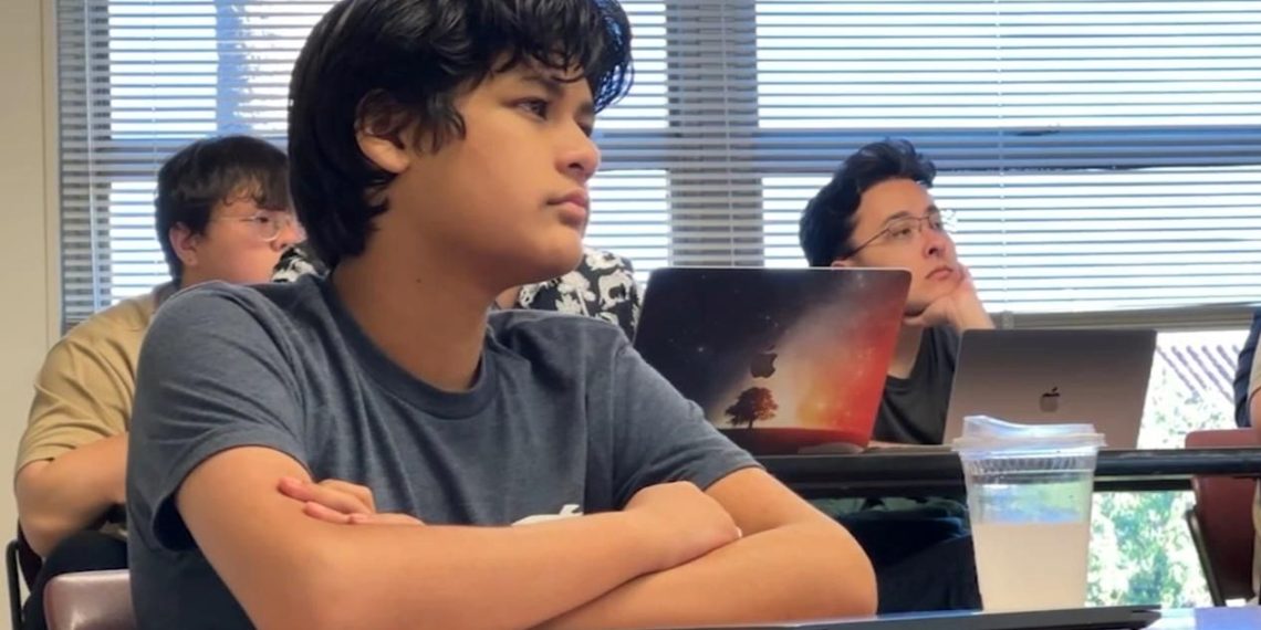 14 yaşında SpaceX’in en genç çalışanı oldu