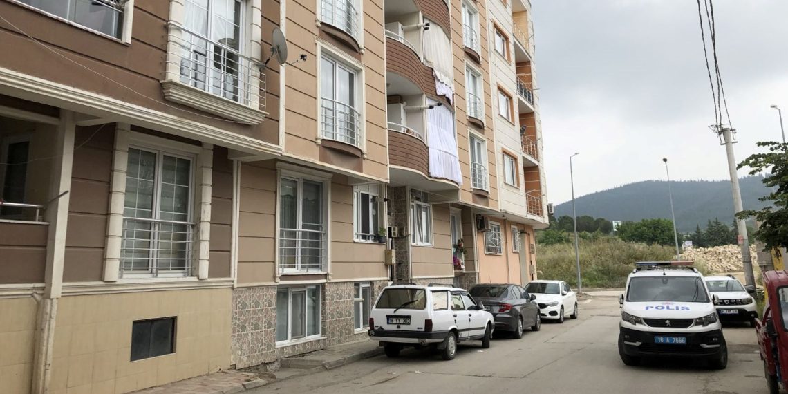 3 yaşındaki çocuk 5. kattan düştü