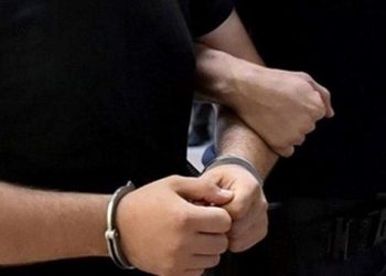 84 yaşındaki bayanı dövüp parasını aldı