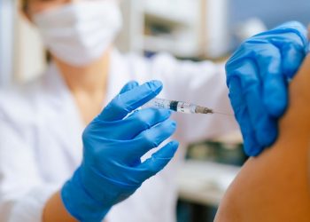 AB’nin sıhhat kurumları Covid-19 aşılarının güncellenmesini istedi