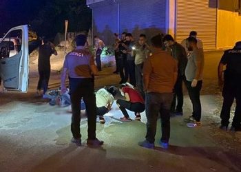 Adana’da sokakta çatışma: Yoldan geçerken vurulan 5 bireyden 1’i öldü