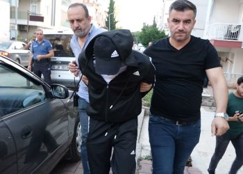 Antalya’da eşini döverek öldüren kuşkulu tutuklandı
