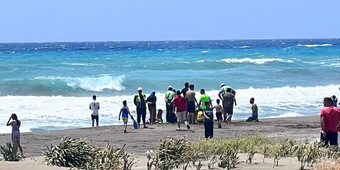 Babalar gününde acı olay: 2 oğlunu kurtarmak isteyen baba boğuldu