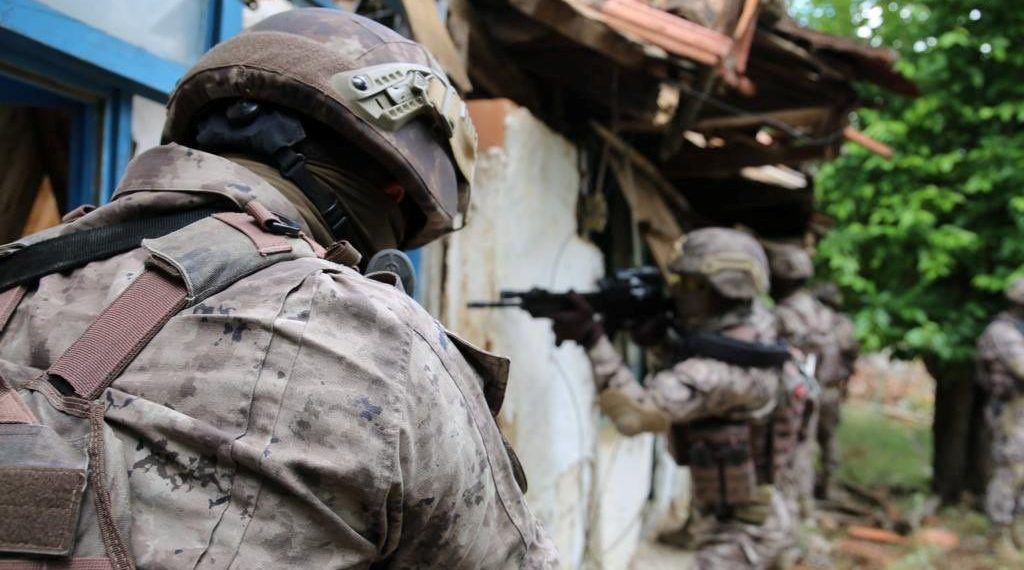 Bakan Yerlikaya: Şehit güvenlik korucusunun faili yakalandı