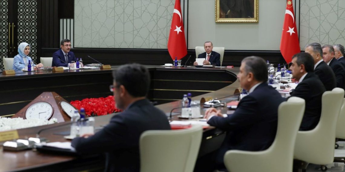 Beştepe’de Kabine toplantısı