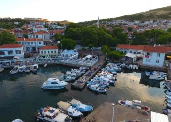 Bozcaada’da yeni trafik düzenlemesi