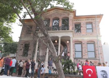 Büyükada’daki tarihi Taş Mektep restore edildi
