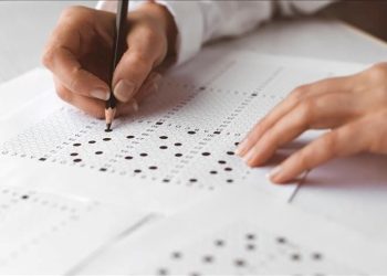 Cumhurbaşkanı Erdoğan duyurdu: Depremzede lise öğrencilerine ek kontenjan