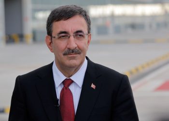 Cumhurbaşkanı Yardımcısı Yılmaz’dan taban fiyat ve memur maaşı açıklaması