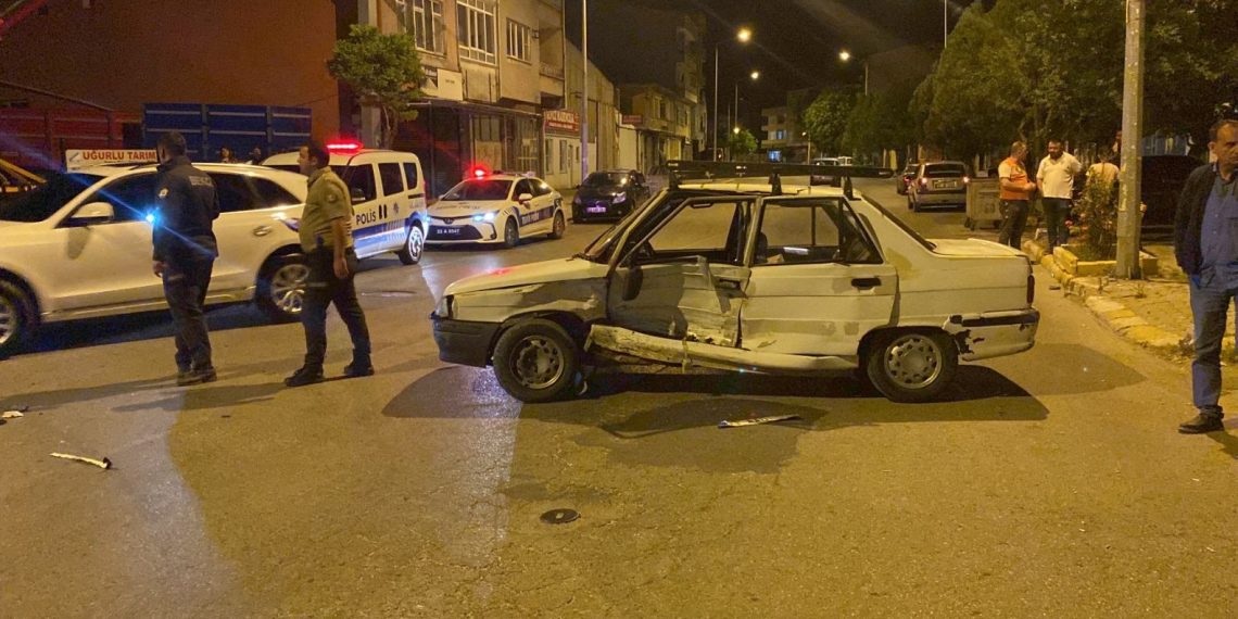 Edirne’de değişik kaza: Kazaya karışan iki şoför kaçtı