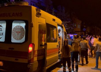 Eniştesiyle kavga eden kız 3 kişiyi bıçakladı