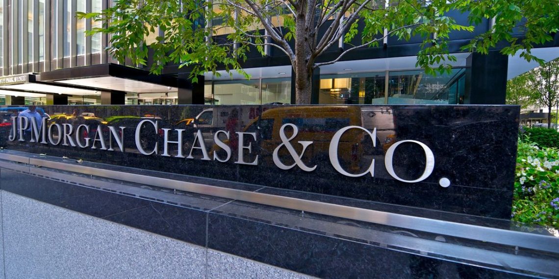 Epstein’ın fuhuş ağını finanse eden JPMorgan Chase tazminat ödeyecek