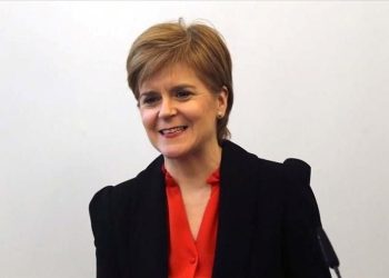 Eski İskoçya Başbakanı gözaltına alındı