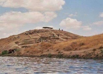 Fırat Irmağı’na giren baba ile oğlu boğuldu