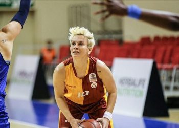 Galatasaray’da “Yılın Bayan Sporcusu” Işıl Alben seçildi