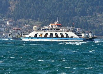 Gökçeada-Kabatepe feribot sınırına 40 ek sefer