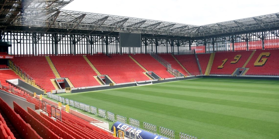 Gürsel Aksel Stadı Türkiye Kupası finaline hazır: Fenerbahçe-Medipol Başakşehir karşılaşacak