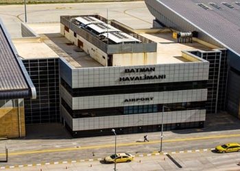 Havada panik anları: THY uçağı acil iniş yaptı