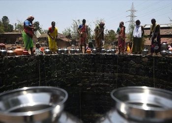 Hindistan’da kavurucu sıcaklar 34 can aldı