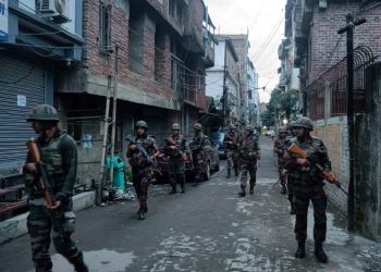 Hindistan’daki kabile gerginliği devam ediyor: Meyyit sayısı 110’a yükseldi