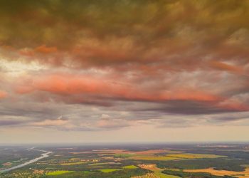 İngiltere’de çevreyi kirleten araçlar iki kat fazla park fiyatı ödeyecek