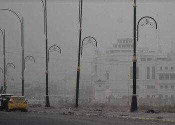 İran’da toz fırtınası: 330 kişi hastaneye kaldırıldı