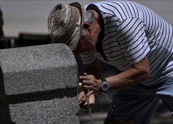 İspanya’da sıcak hava iki kişinin vefatına neden oldu