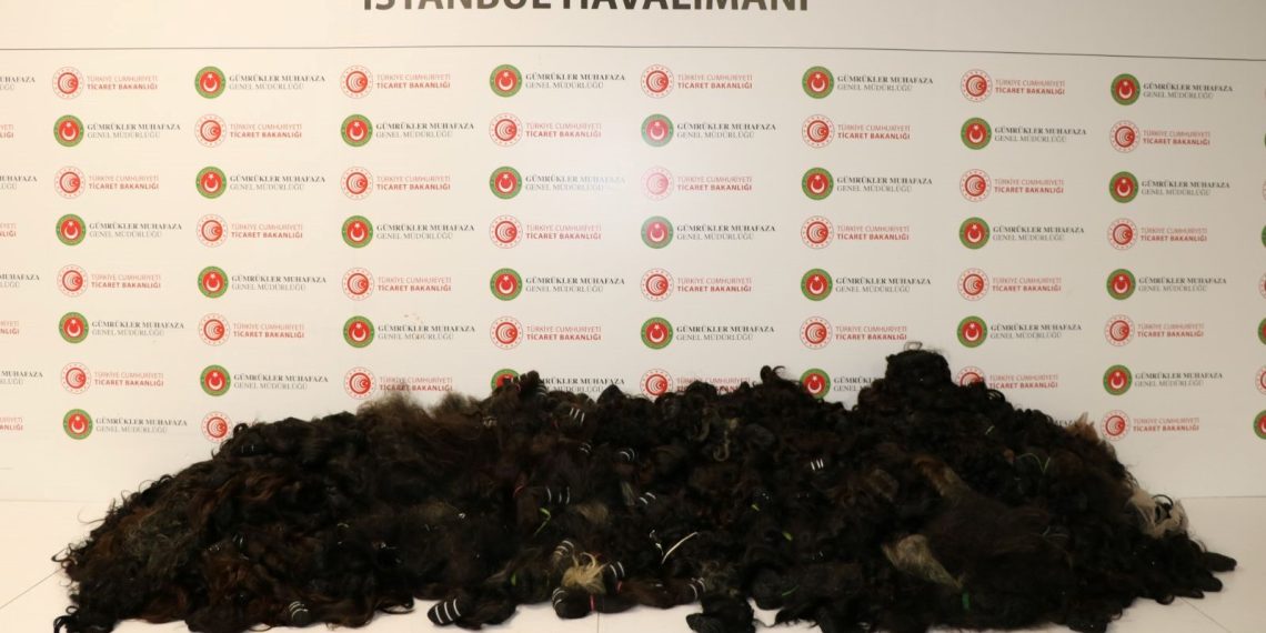 İstanbul Havalimanı’nda 93 kilogram insan saçı yakalandı (Piyasa pahası 1 milyon 340 bin lira)
