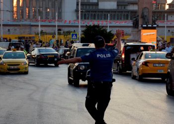 İstanbul’da kent genelinde “huzur” operasyonu | Aranan 568 kişi yakalandı