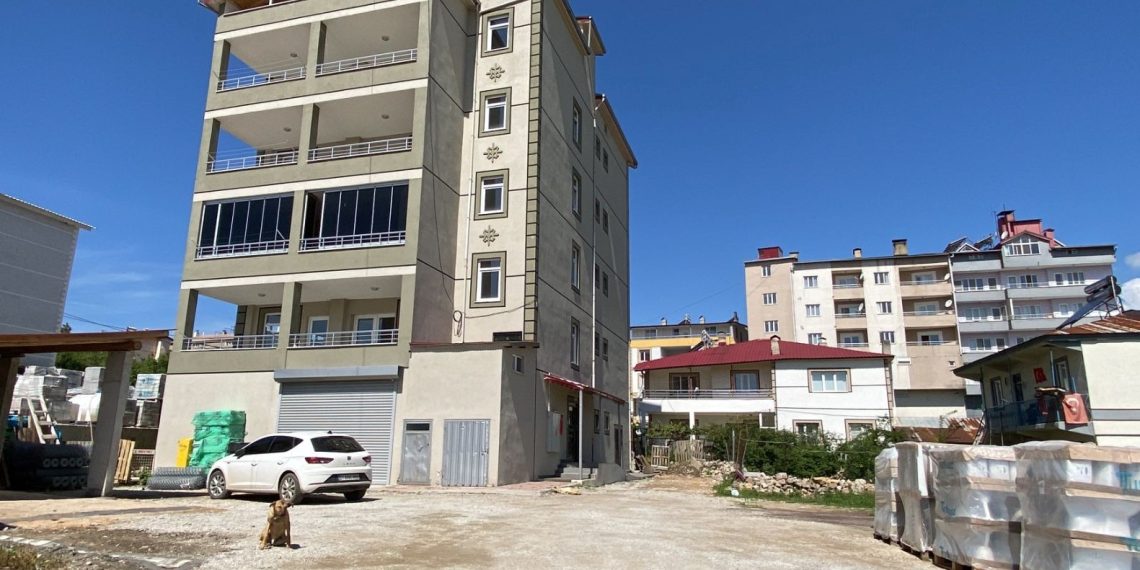 Jandarma karakol kumandanı meskeninde meyyit bulundu