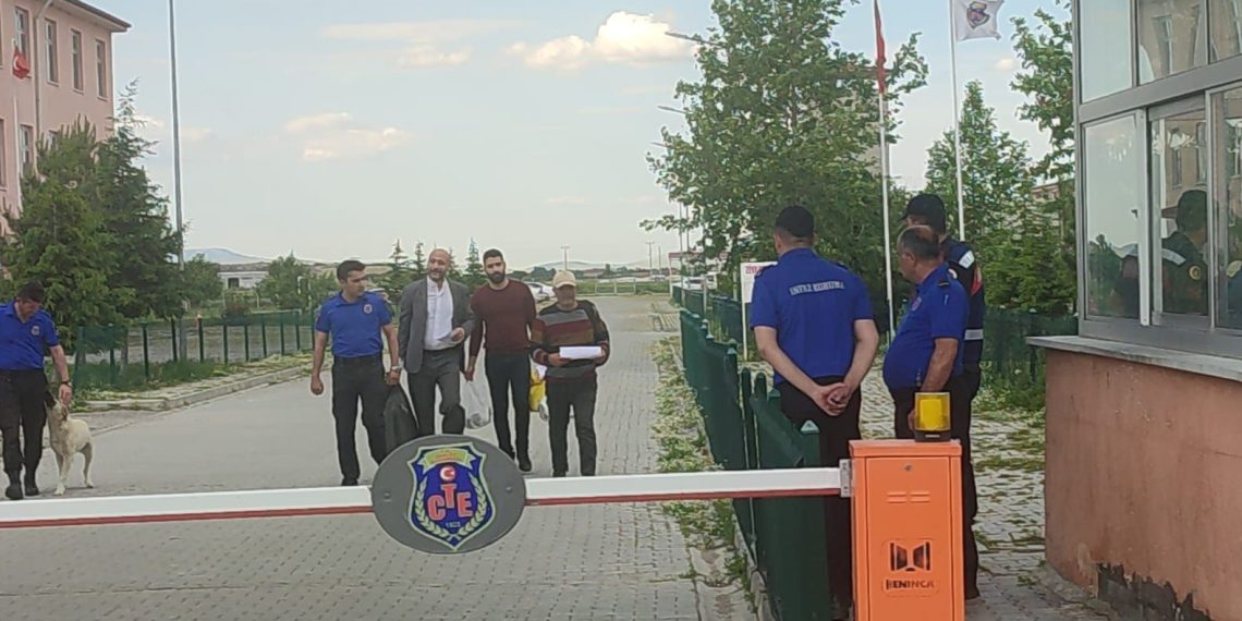 Kadir Şeker cezaevinden müsaadeli olarak tahliye oldu