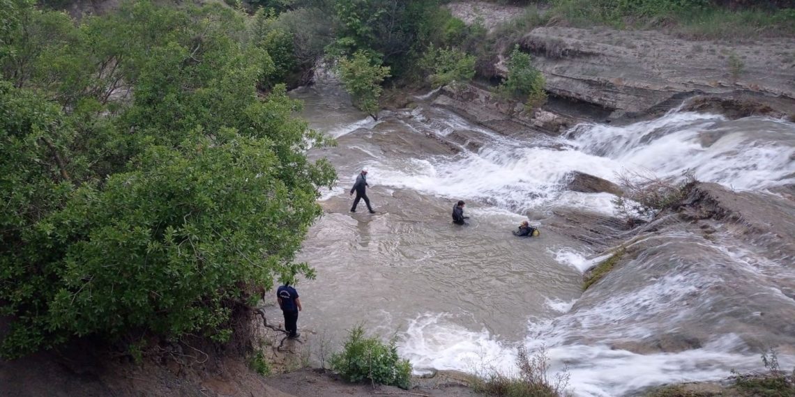 Kahramanmaraş’ta gölete giren 2 genç boğuldu