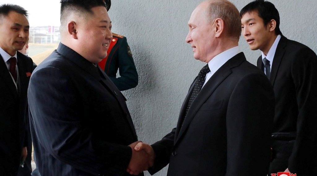 Kim Jong-un’dan farklı Putin açıklaması: El ele tutuştuk