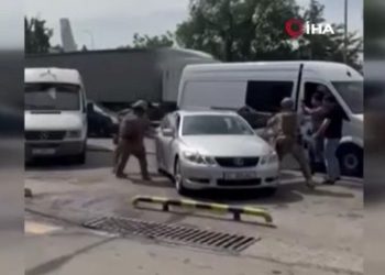 Kırgızistan’da darbe teşebbüsü tezi: Çok sayıda gözaltı var