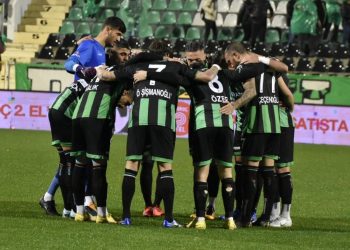 Küme düşen Denizlispor’da icra krizi