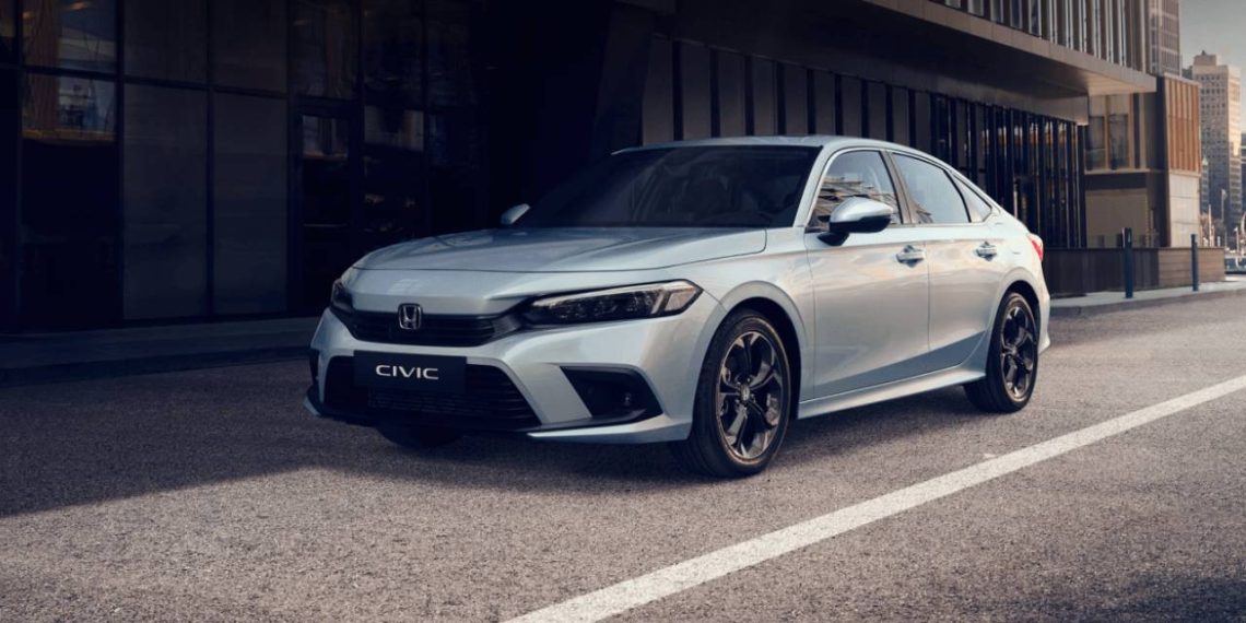 Kurdaki artış araba fiyatlarını da uçurdu: 8 modele daha artırım geldi