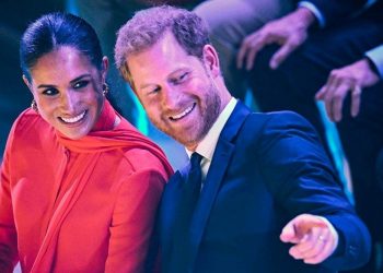 Meghan Markle ve Prens Harry’ye “dolandırıcı” yakıştırması