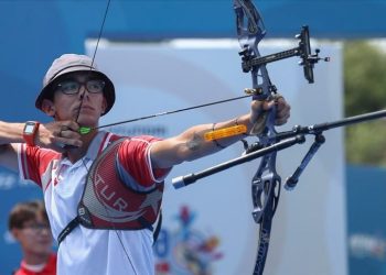 Mete Gazoz’dan yeni rekor