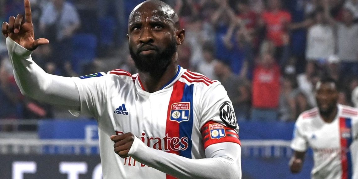 Moussa Dembele kimdir? Galatasaray ile ismi anılan Moussa Dembele kaç yaşında, hangi mevkiide oynuyor?